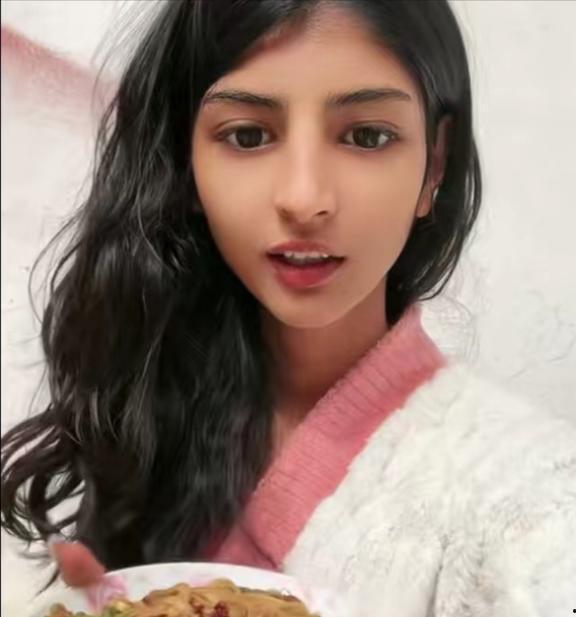 巴基斯坦女网红,跨越国界的网络影响力与时尚传奇